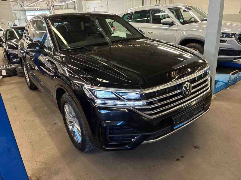 Volkswagen Touareg 3.0 V6 TDI R-Line 4Motion — zdjęcie 6