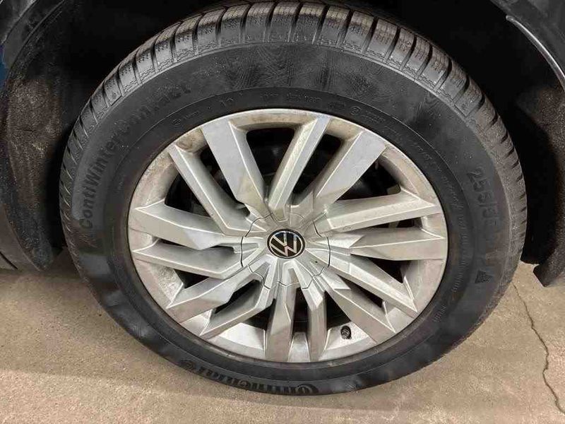 Volkswagen Touareg 3.0 V6 TDI R-Line 4Motion — zdjęcie 22