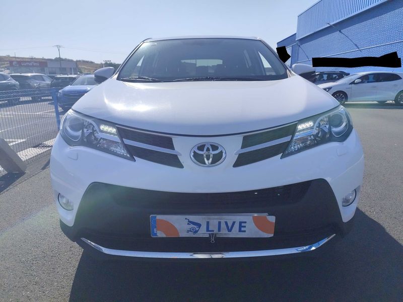 Toyota RAV 4 2.0 D-4D Active — zdjęcie 7