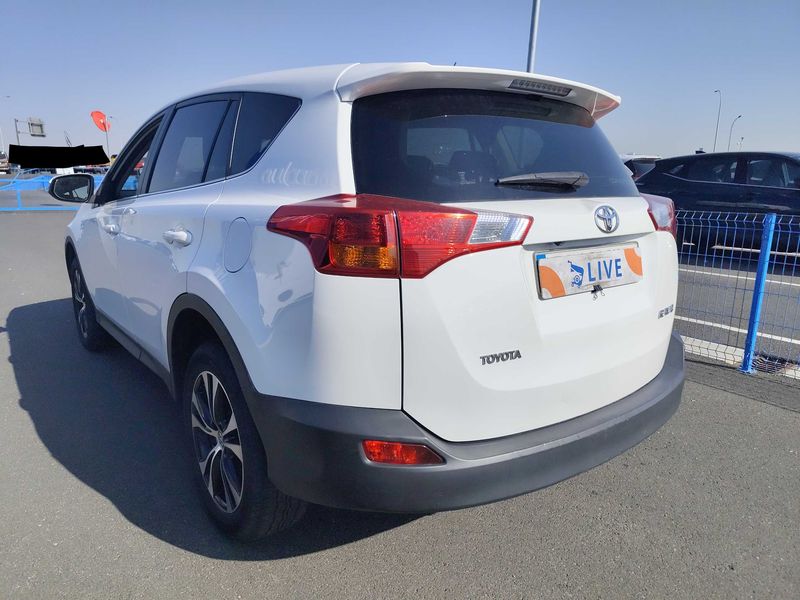 Toyota RAV 4 2.0 D-4D Active — zdjęcie 3
