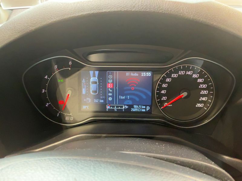 Ford Mondeo 2.0 TDCi Titanium — zdjęcie 13