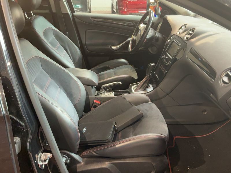 Ford Mondeo 2.0 TDCi Titanium — zdjęcie 11