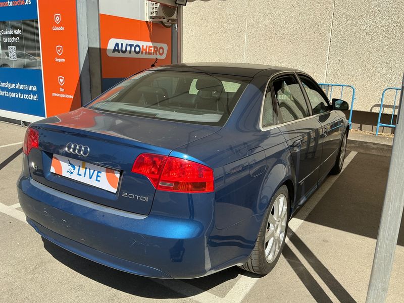 Audi A4 2.0 TDI — zdjęcie 2