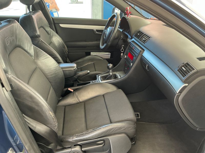 Audi A4 2.0 TDI — zdjęcie 3