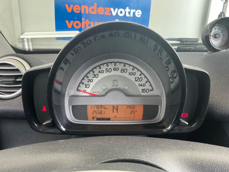 Smart fortwo 1.0 Micro Hybrid Drive passion — zdjęcie 4