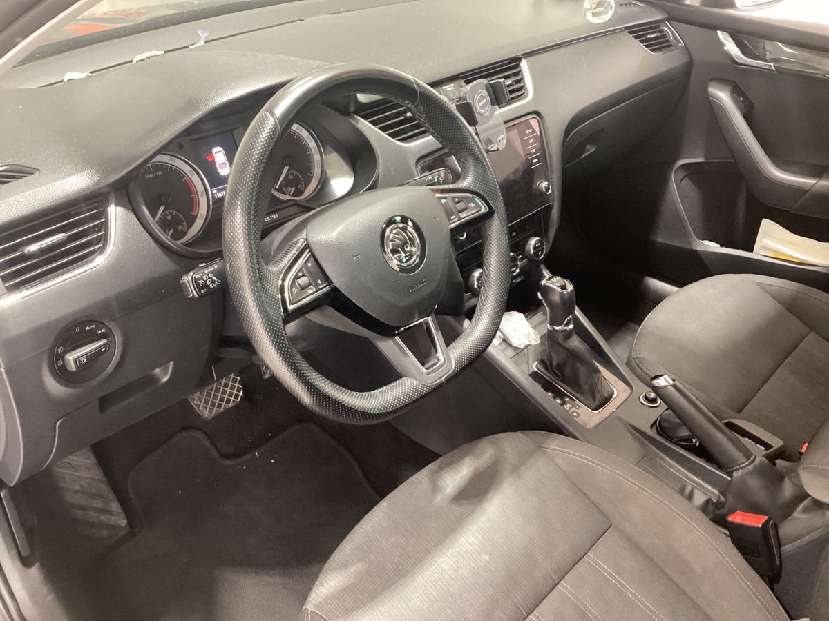 Skoda Octavia 2018 — photo 43