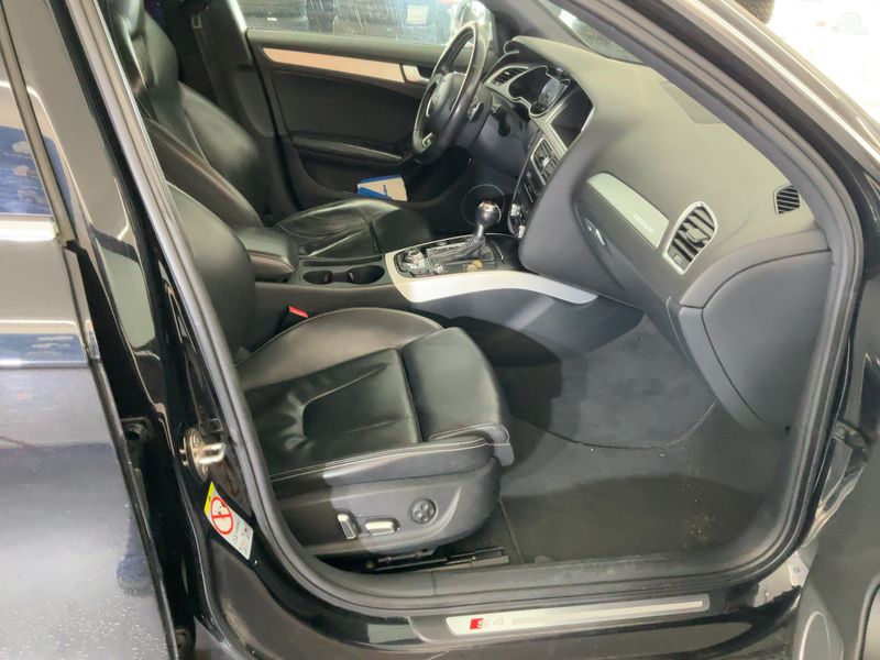 Audi S4 3.0 V6 TFSI quattro — zdjęcie 11