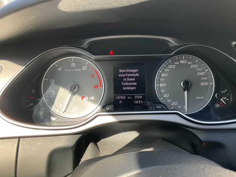 Audi S4 3.0 V6 TFSI quattro — zdjęcie 13