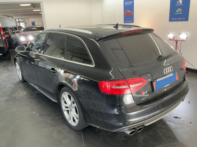 Audi S4 3.0 V6 TFSI quattro — zdjęcie 3