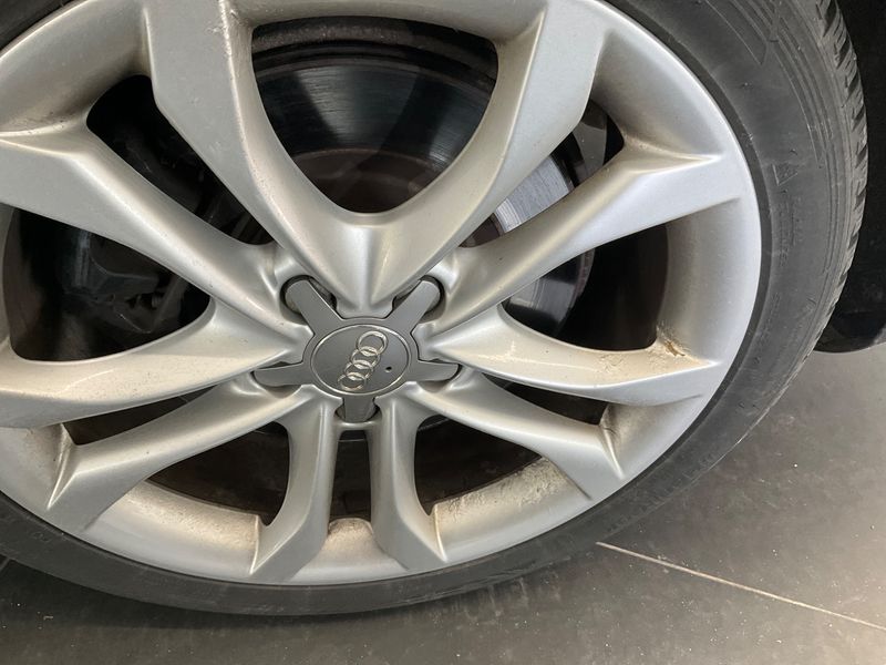 Audi S4 3.0 V6 TFSI quattro 2012 – снимка 32