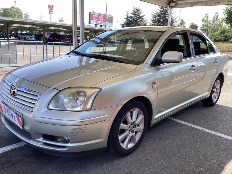 Avensis 2.0 D-4D Executive Liftback