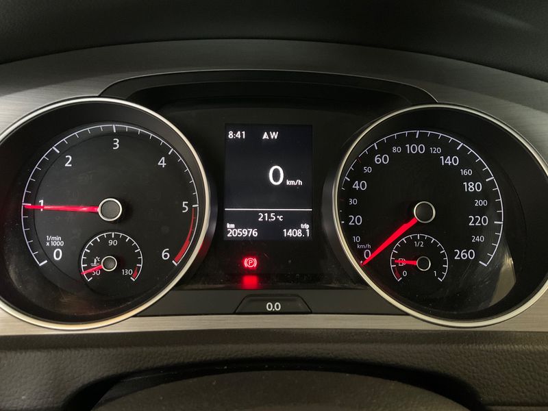 Volkswagen Golf VII 1.6 TDI Rabbit BlueMotion Tech 2016 – снимка 19