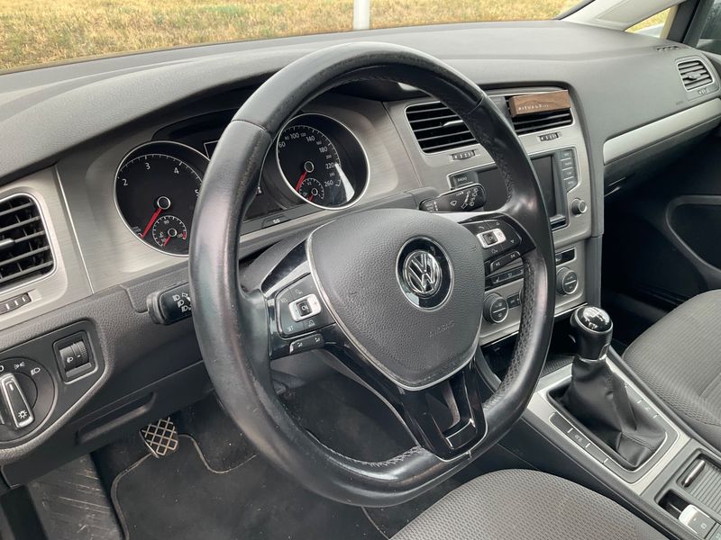 Volkswagen Golf VII 1.6 TDI Rabbit BlueMotion Tech 2016 – снимка 25