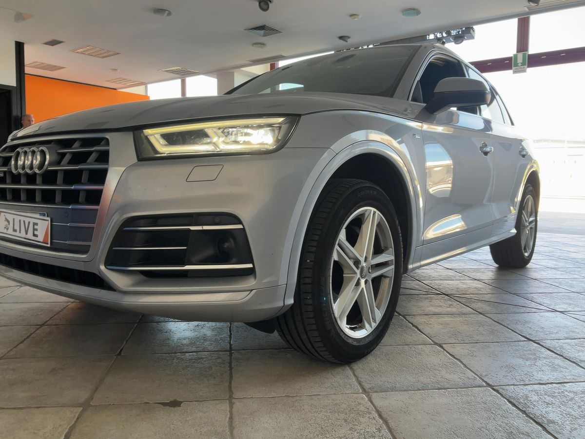 Audi Q5 40 TDI quattro S Line