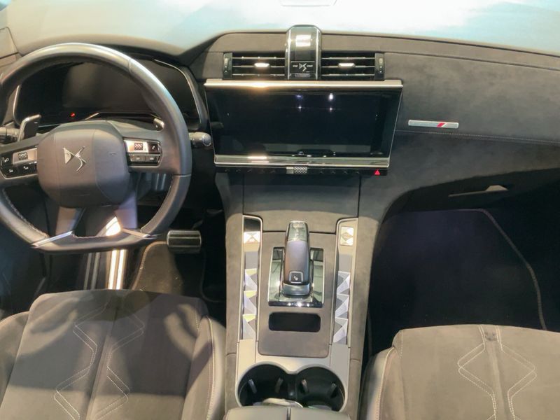 DS Automobiles DS7 Crossback 1.5 Blue-HDi Performance Line — zdjęcie 12