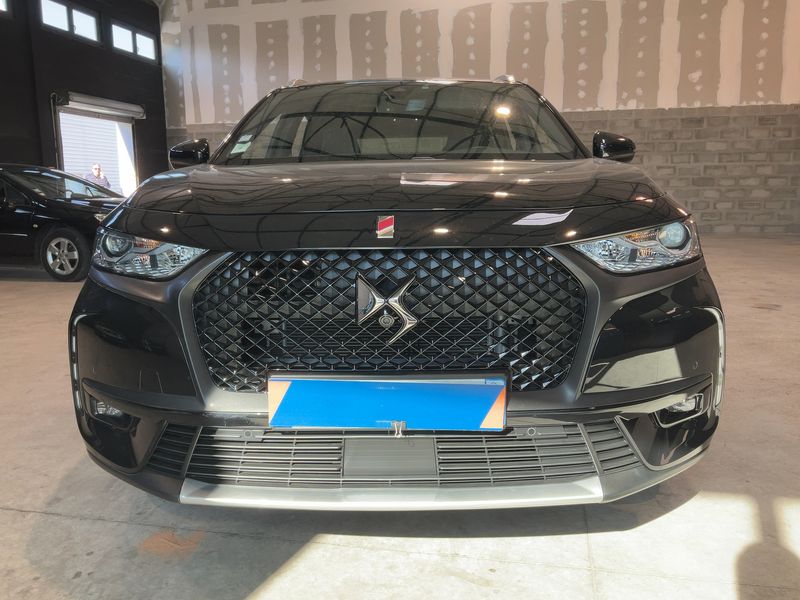 DS Automobiles DS7 Crossback 1.5 Blue-HDi Performance Line — zdjęcie 9