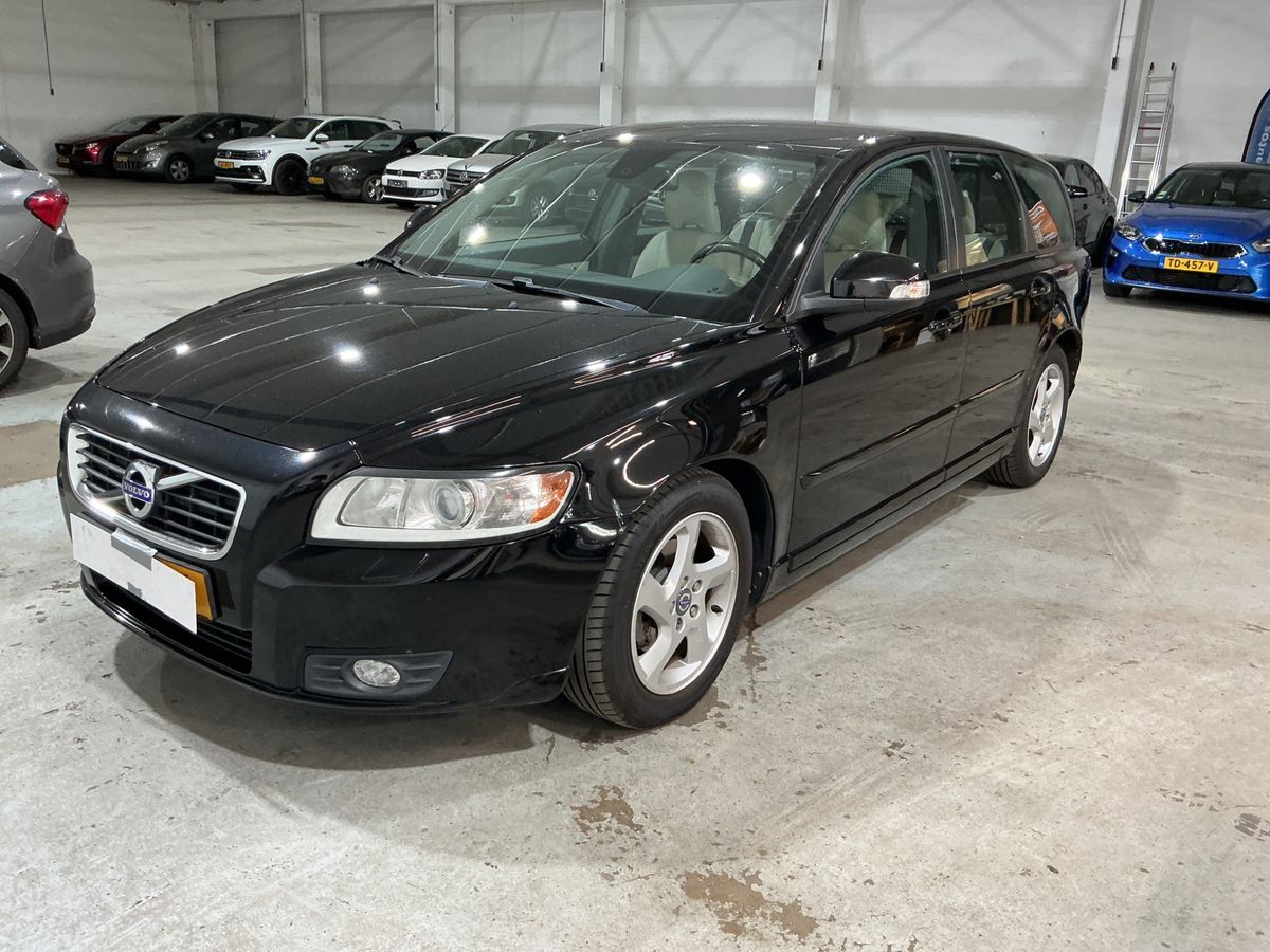 Volvo V50 2011