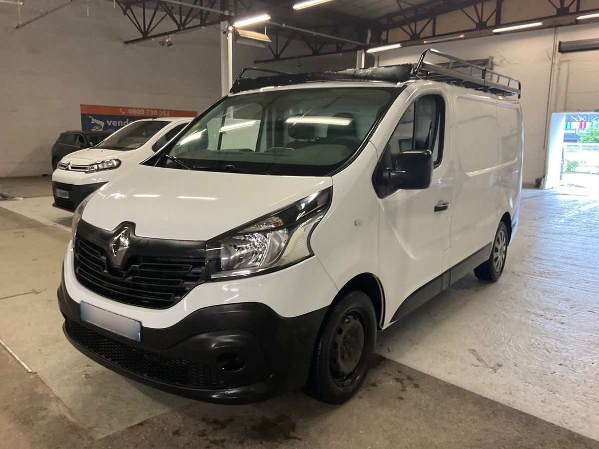 Renault Trafic 2018 — photo 1