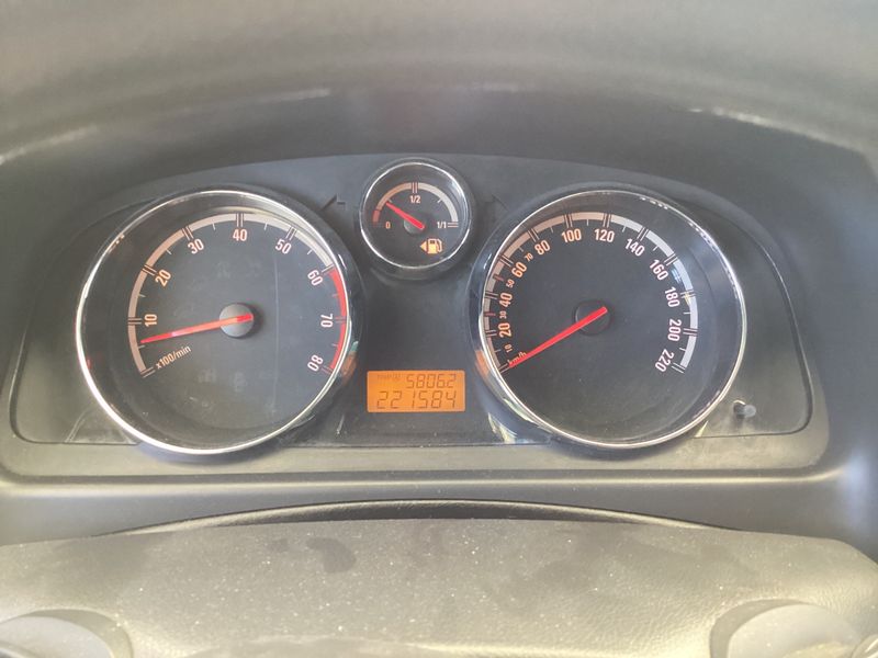 Opel Antara 2.4 Enjoy 4x4 — zdjęcie 4