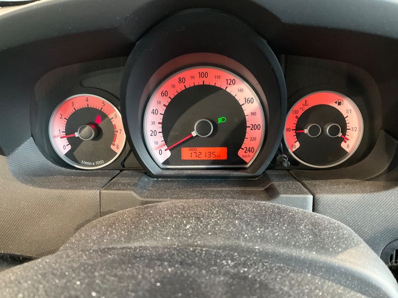 Kia cee'd 1.4 EX — zdjęcie 4