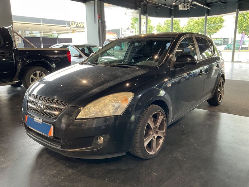 Kia cee'd 1.4 EX — zdjęcie 1