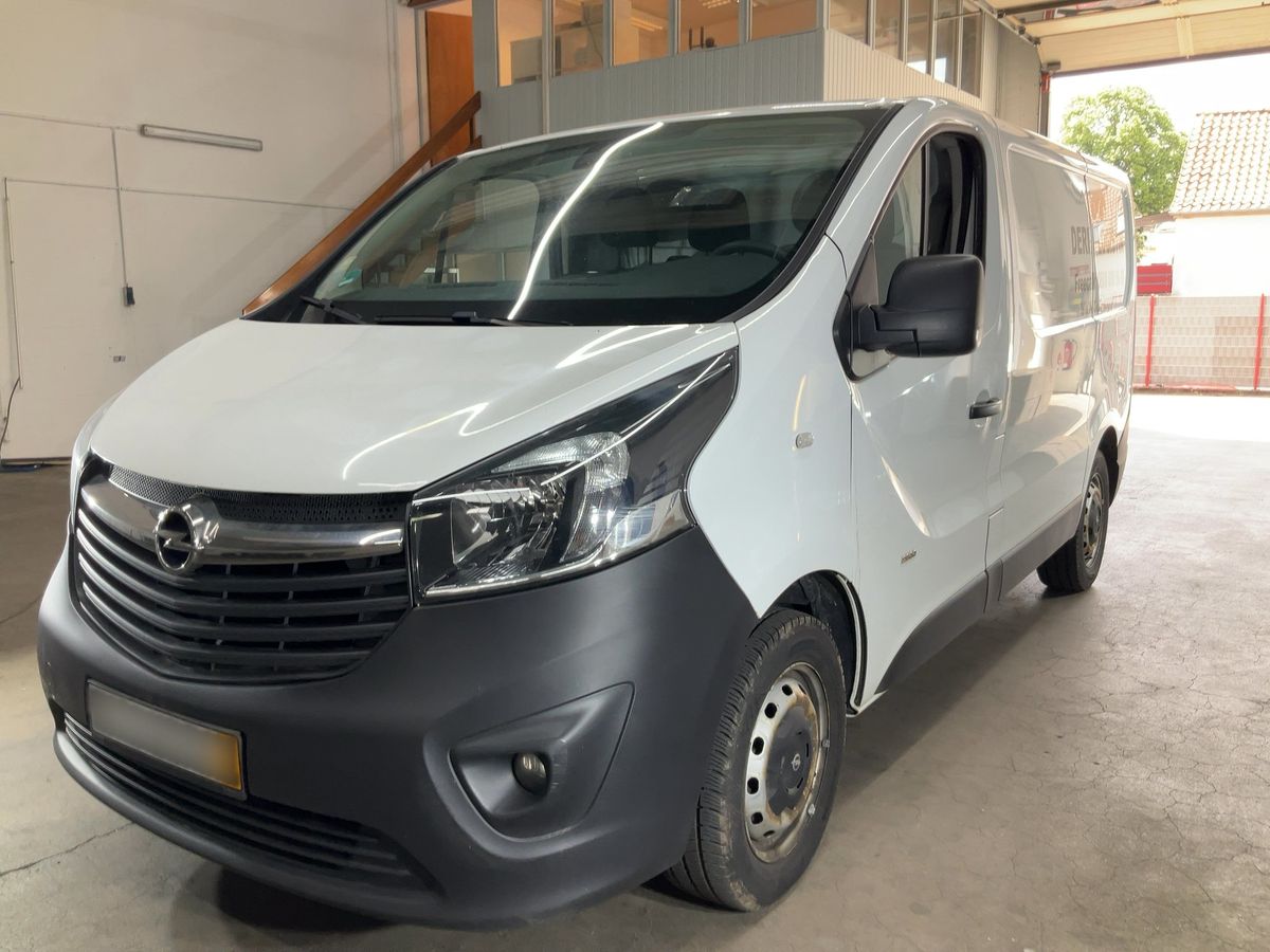 Opel Vivaro 2018 — photo 1