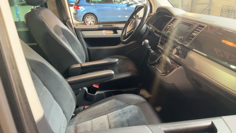 Volkswagen T6 Multivan 2.0 TDI Generation Six — zdjęcie 11