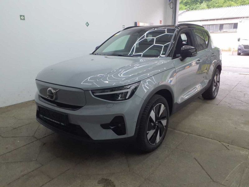 Volvo XC40 2024