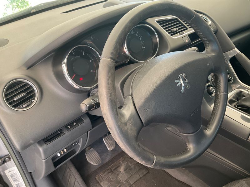 Peugeot 3008 1.6 HDi Business 2011 – снимка 26