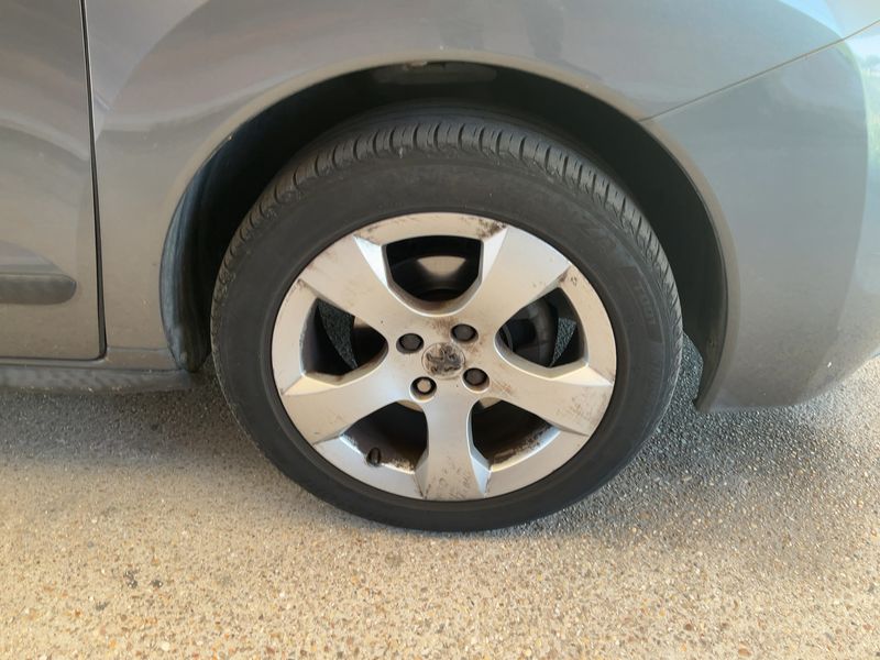 Peugeot 3008 1.6 HDi Business 2011 – снимка 11