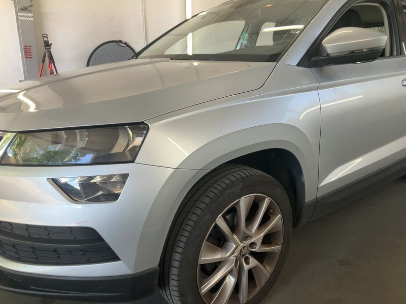 Skoda Karoq 1.0 TSI Ambition — zdjęcie 2
