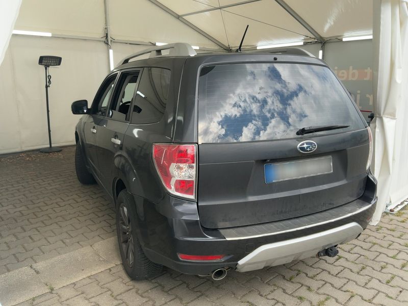 Subaru Forester 2.0 Diesel Edition — zdjęcie 3