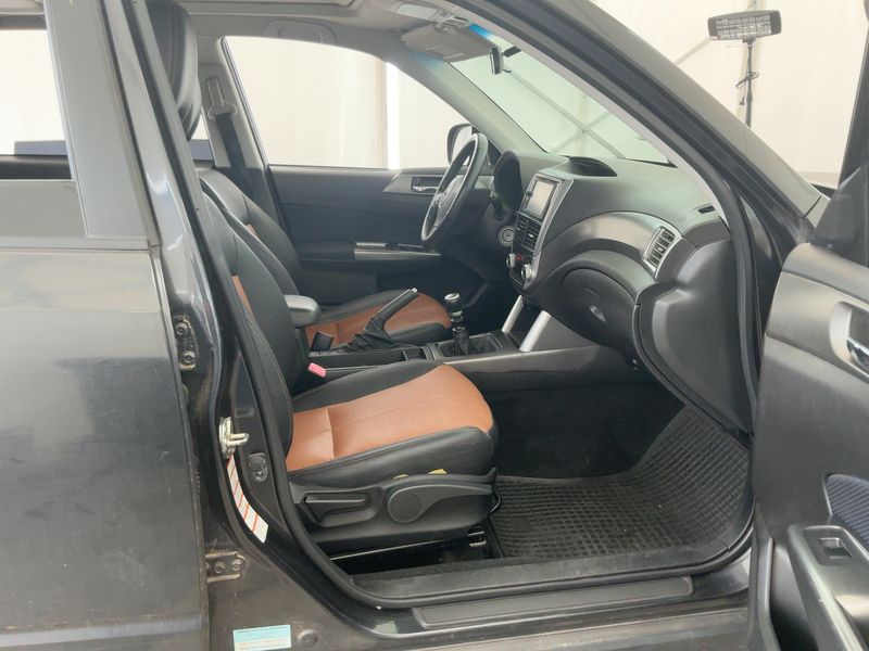 Subaru Forester 2.0 Diesel Edition — zdjęcie 11