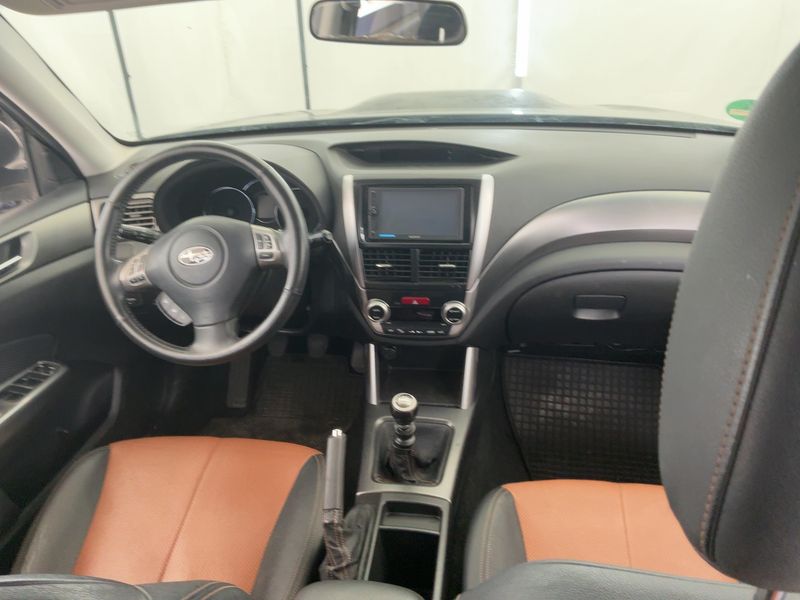 Subaru Forester 2.0 Diesel Edition — zdjęcie 12