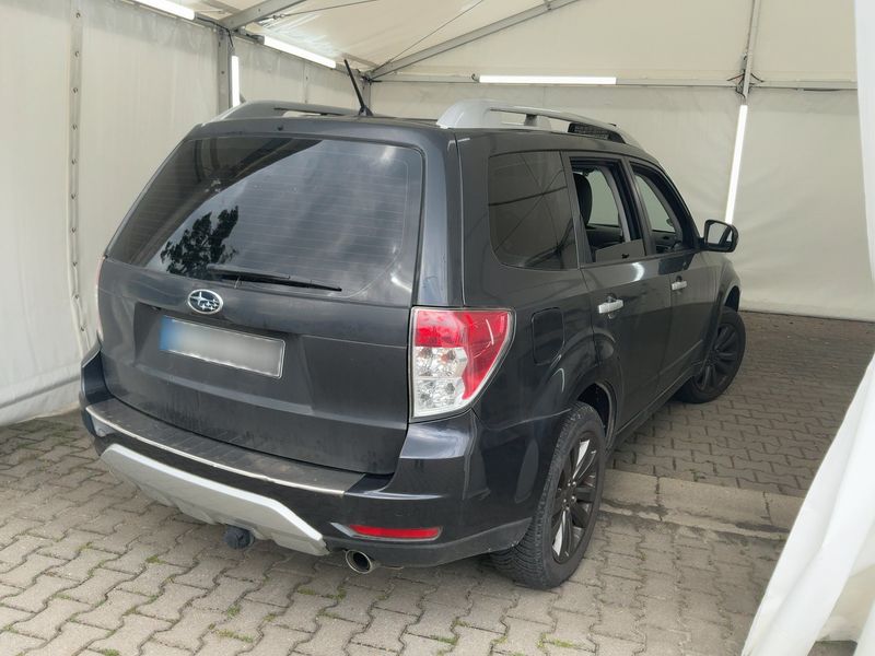 Subaru Forester 2.0 Diesel Edition — zdjęcie 6