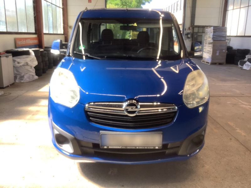 Opel Combo 1.4 Edition L1H1 — zdjęcie 9