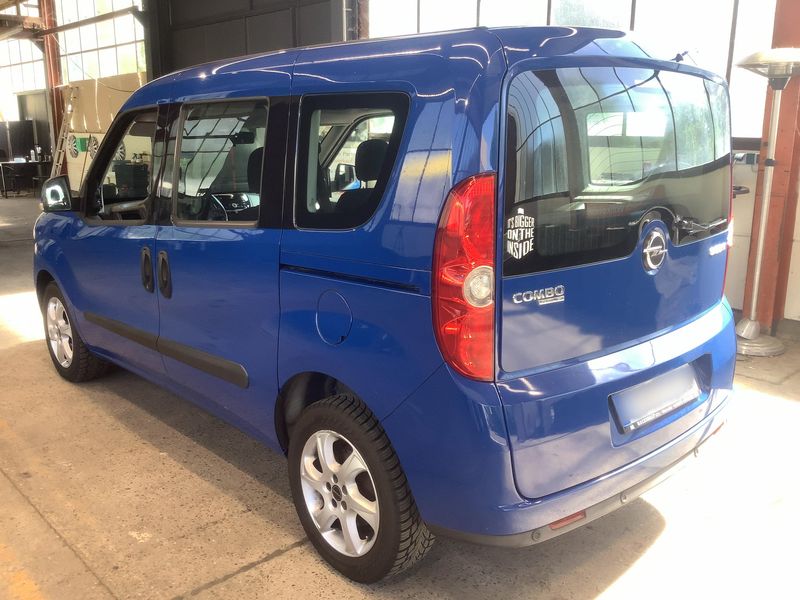 Opel Combo 1.4 Edition L1H1 — zdjęcie 3