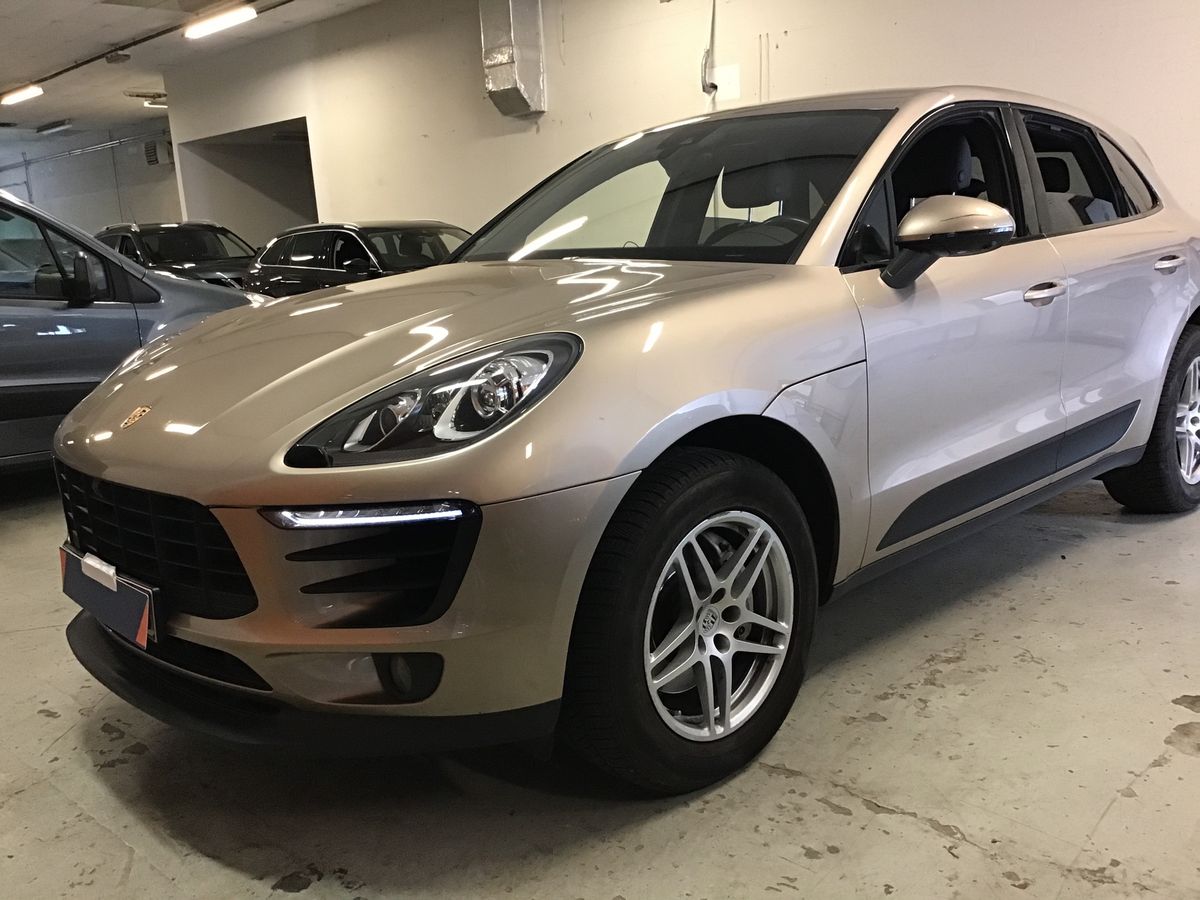Porsche Macan S