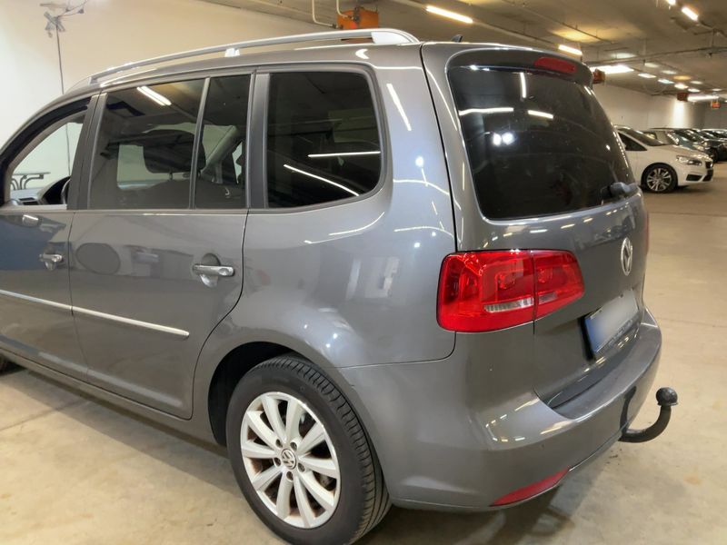 Volkswagen Touran 2.0 TDI Highline 2013 – снимка 6
