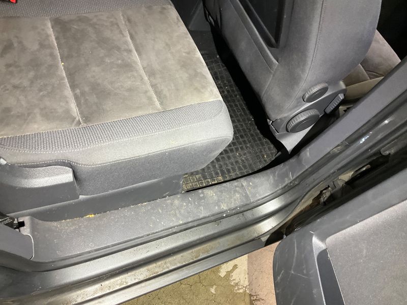 Volkswagen Touran 2.0 TDI Highline 2013 – снимка 34