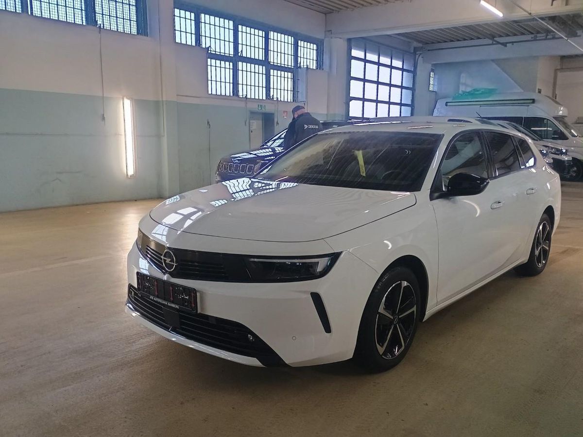Opel Astra 2024