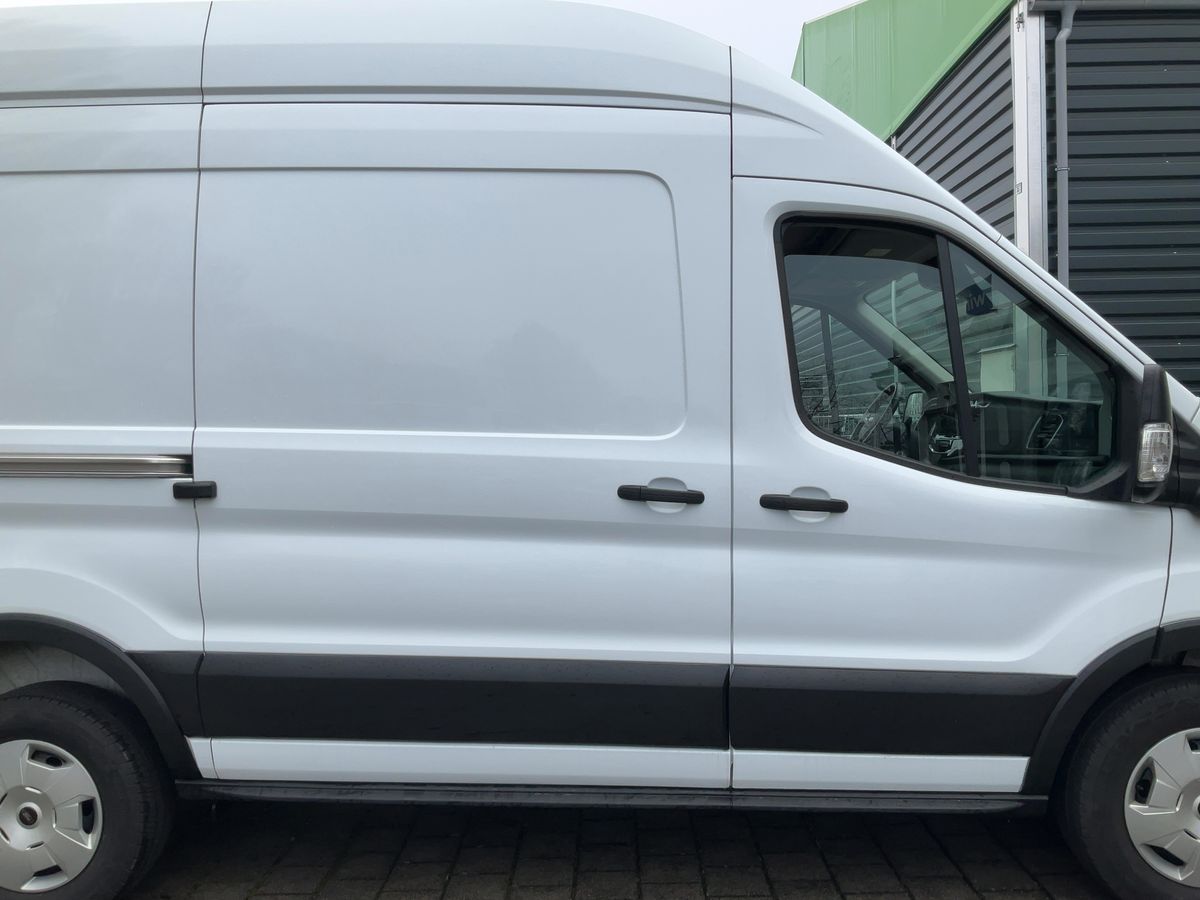 Ford Transit 2025 — photo 11