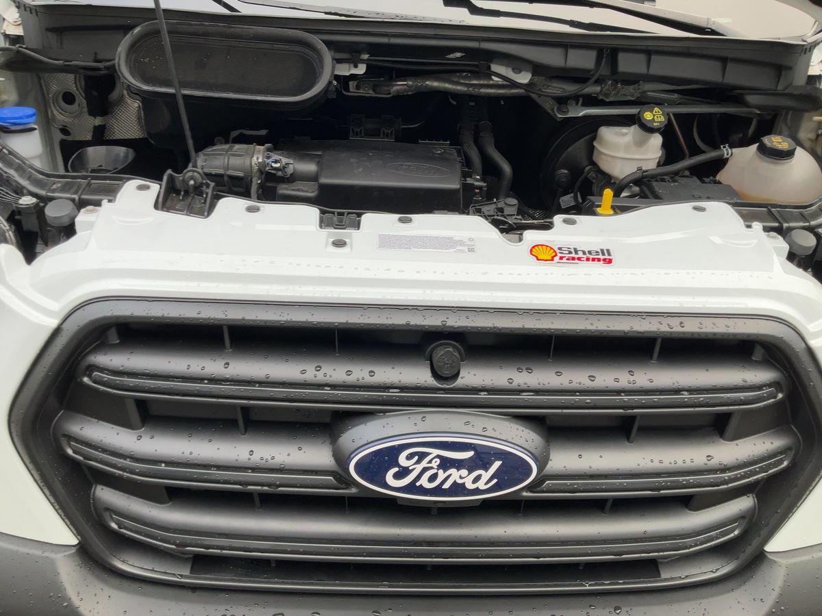 Ford Transit 2025 — photo 28