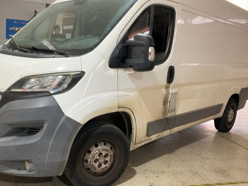 Peugeot Boxer 2.2 HDi — zdjęcie 2