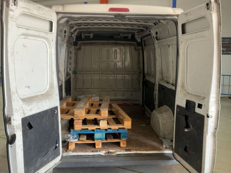 Peugeot Boxer 2.2 HDi — zdjęcie 10