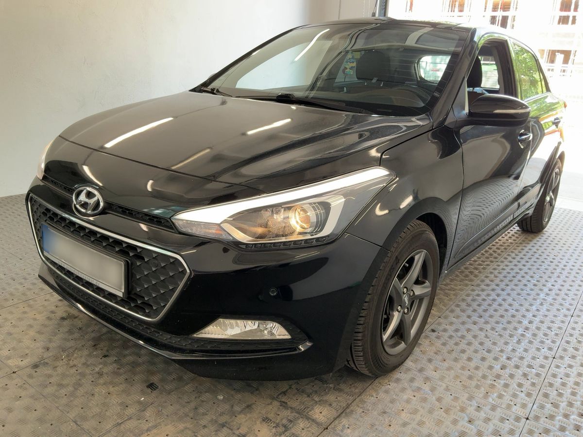 Hyundai i20 2016 — photo 1