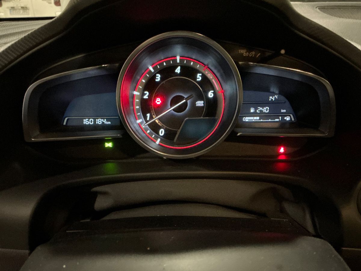 Mazda 3 2015 — photo 19