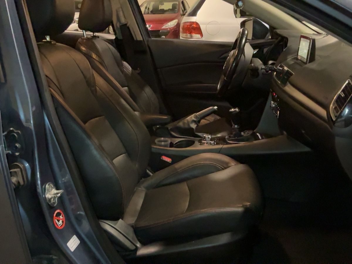 Mazda 3 2015 — photo 17