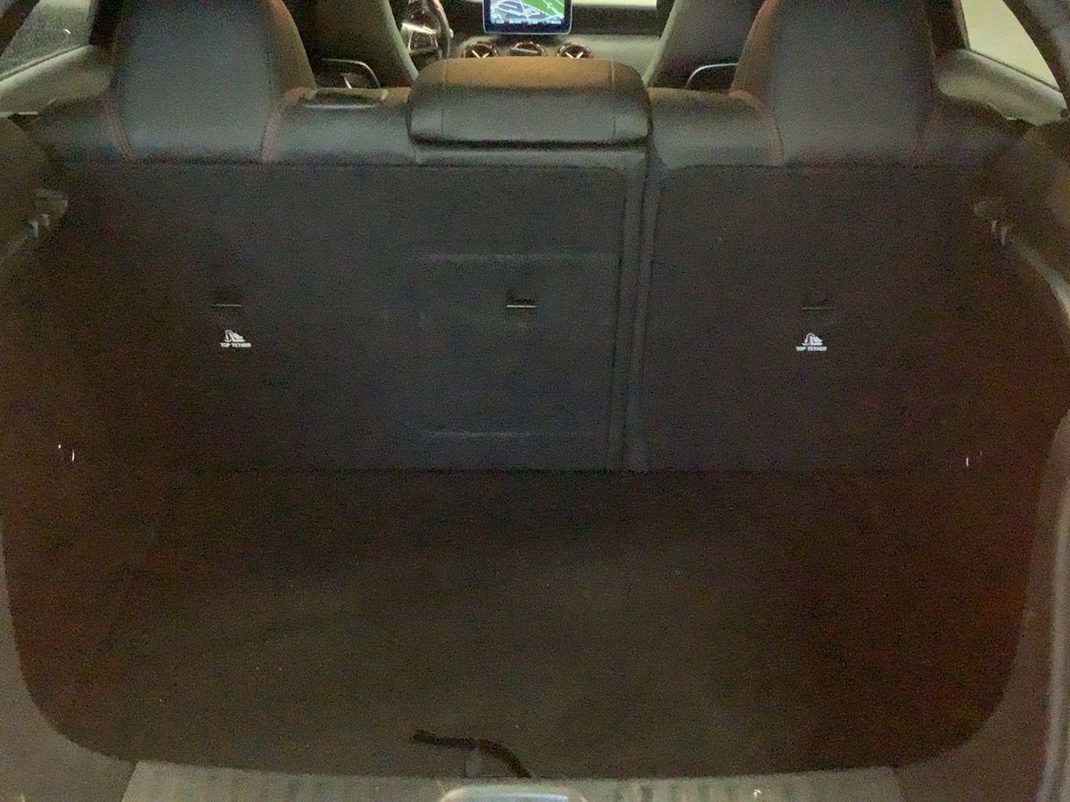 Mercedes-Benz A-Klasse 2018 — photo 16