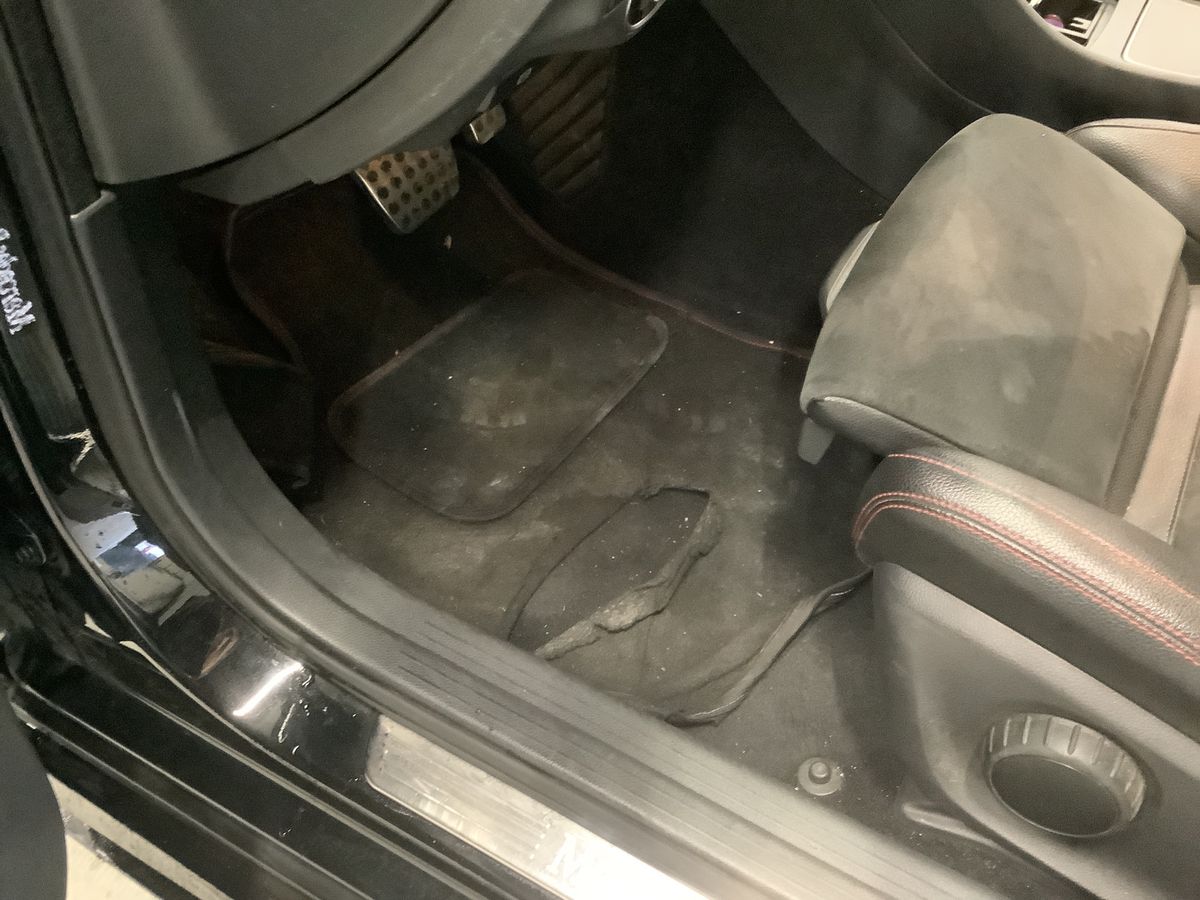 Mercedes-Benz A-Klasse 2018 — photo 33